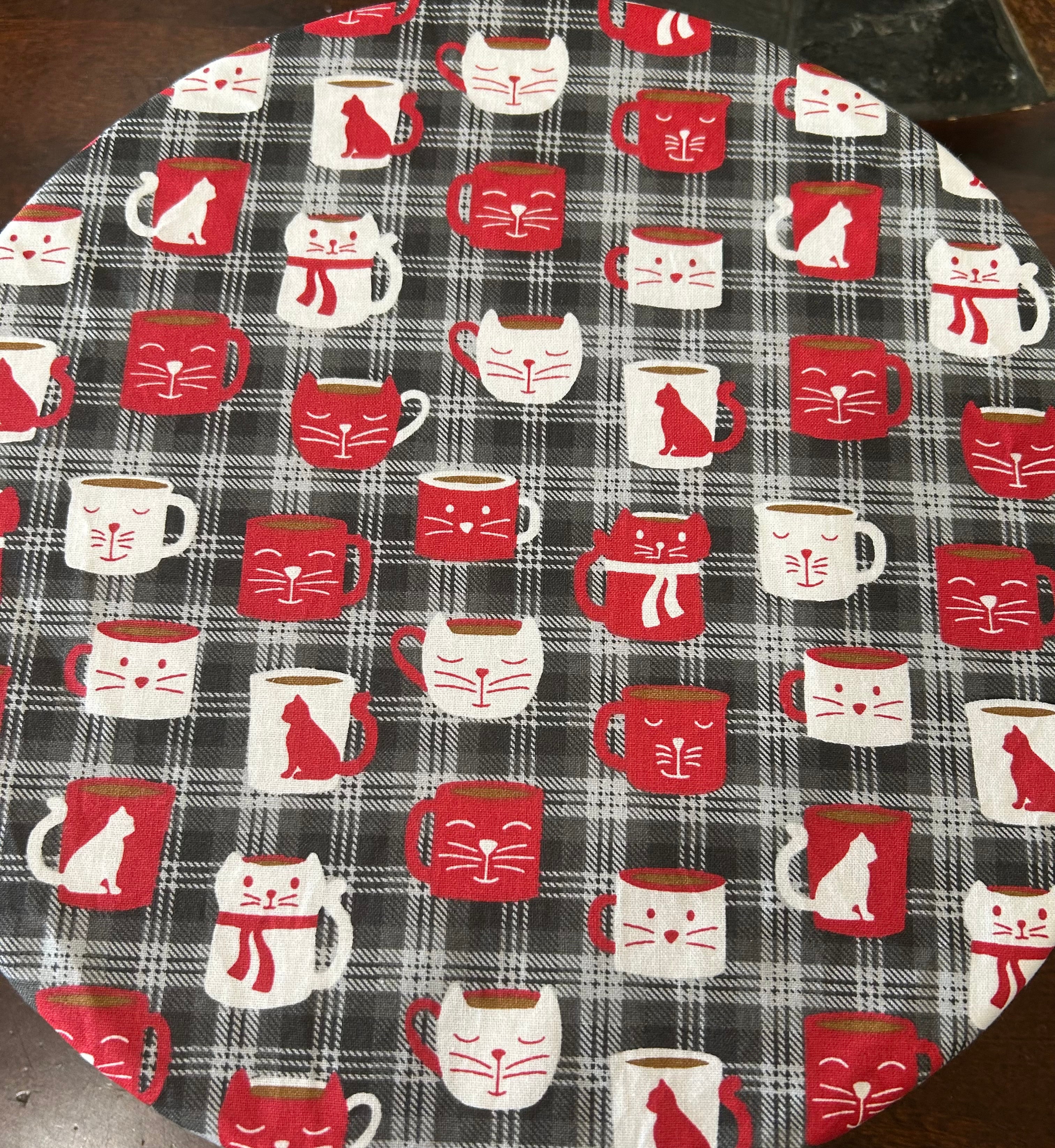 Bowl cover - cocoa cats